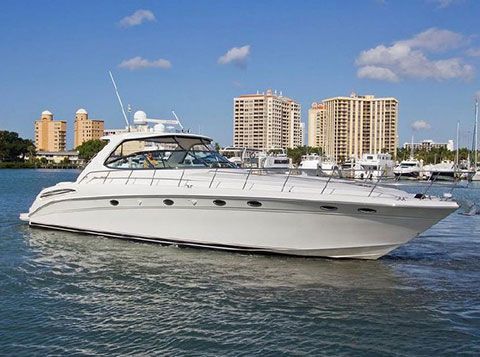 yacht charter featured image 2 96055619