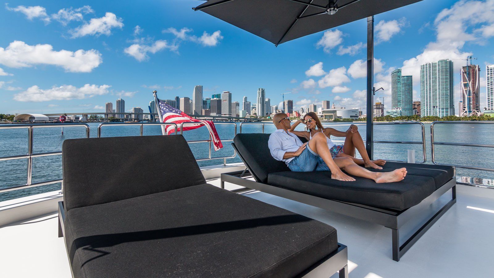 Yacht Rental Miami 110 HORIZON 041 99d24f2c