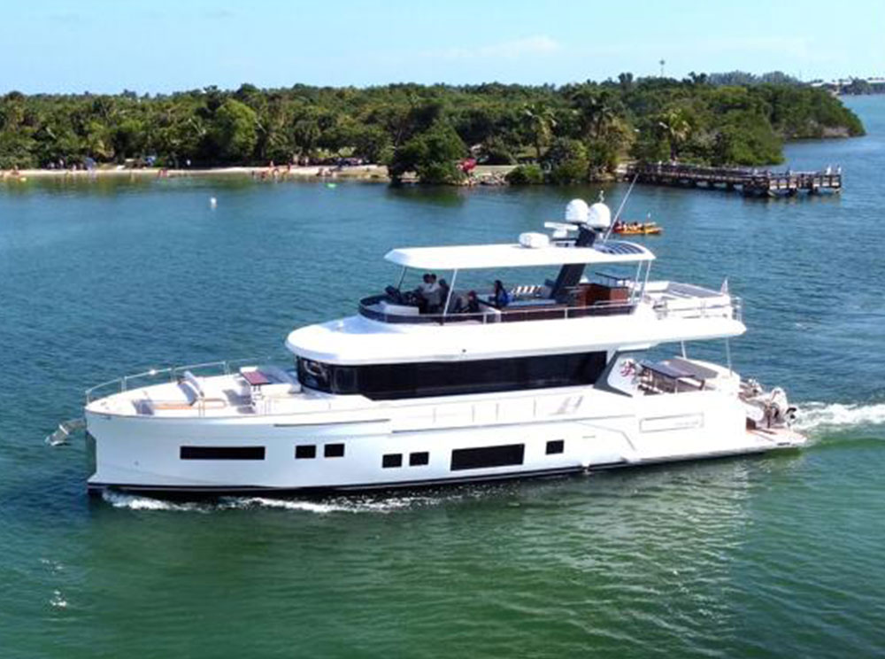 2021 Sirena 68 Flybridge