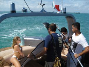 yacht charter miami beach photo shoot 729e020e