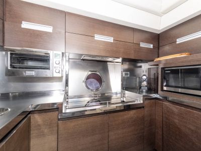 MY Warren Azimut 62S 007 8a68bc0f