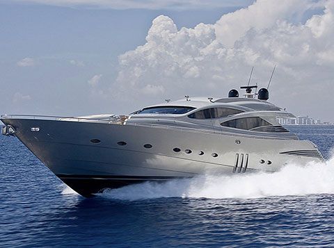 yacht charter featured image 33 b2bb195f