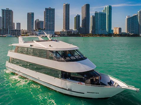 yacht charter featured image 47 c9986df4